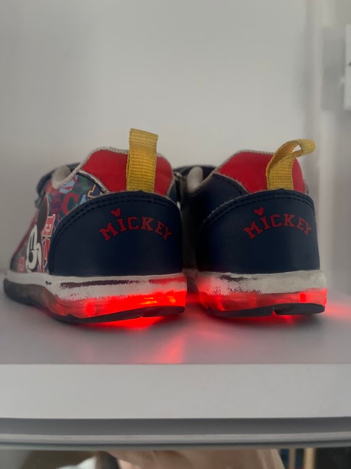 Chaussure bébé Mickey taille 23 - photo numéro 5