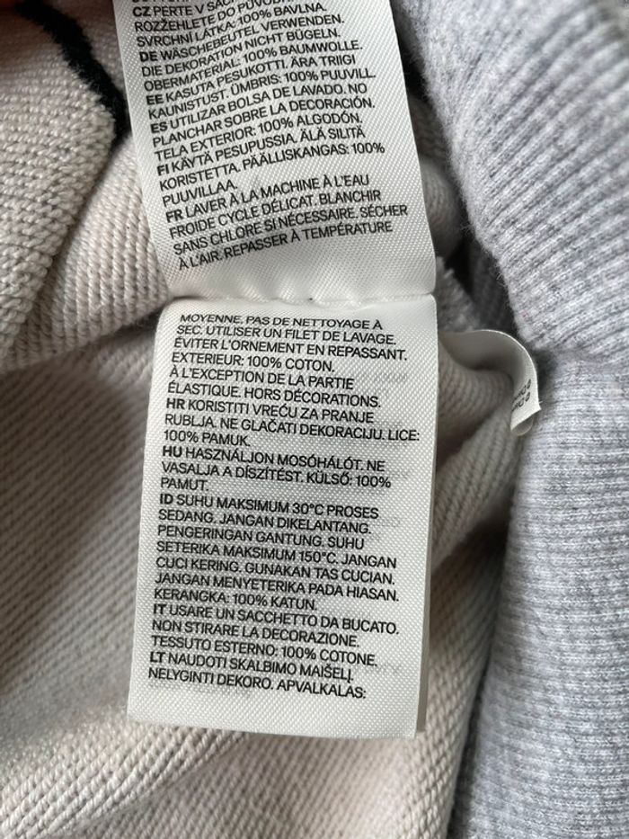 Sweat Moschino X H&M - photo numéro 4