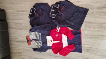 Lot de 4 polos manches longues, tailles 6 ans