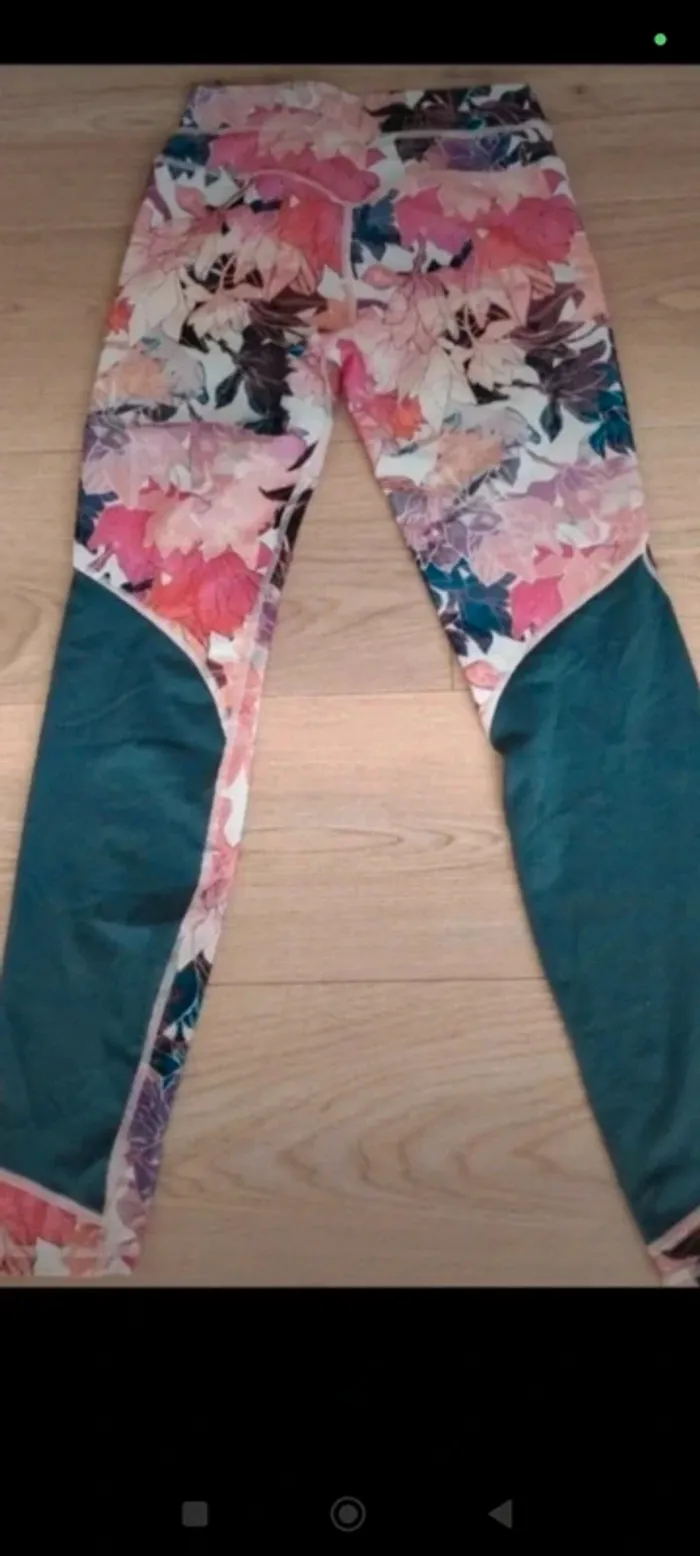 Legging fleuri kalenji XS - photo numéro 2
