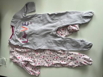 Lot grenouillères bébé