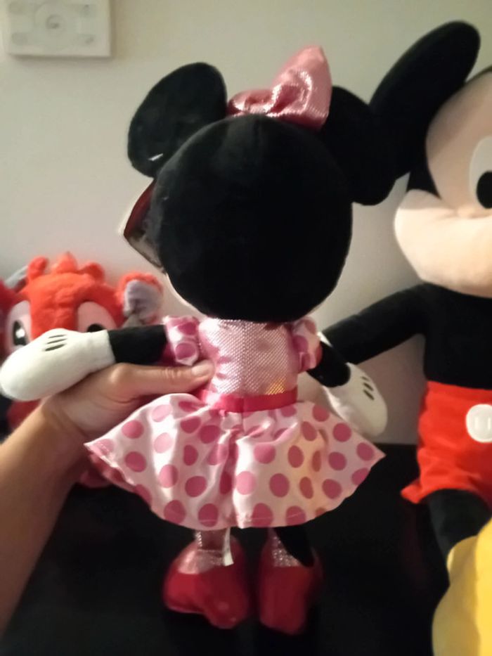 Lot peluches mickey 85cm et minnie 40cm neuves - photo numéro 3