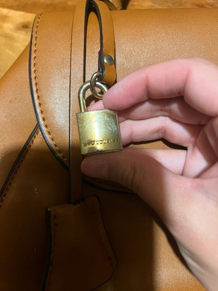 Sac Mac Douglas camel taille avec bandoulière - photo numéro 9