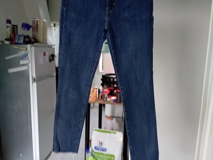 Jean Levi's taille 36  bleu - photo numéro 3