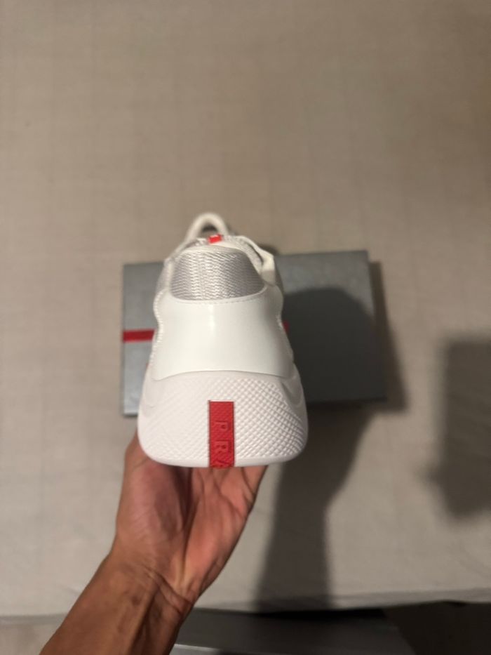 Prada cup - photo numéro 2