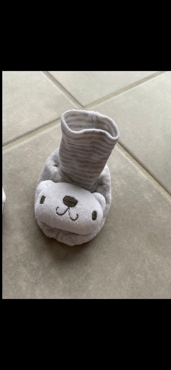 Chaussons bébé mixte Neuf 0-6 mois - photo numéro 3