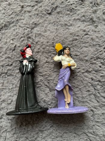 Lot de figurine vintage Nestle x Disney Frolo et Esmeralda 