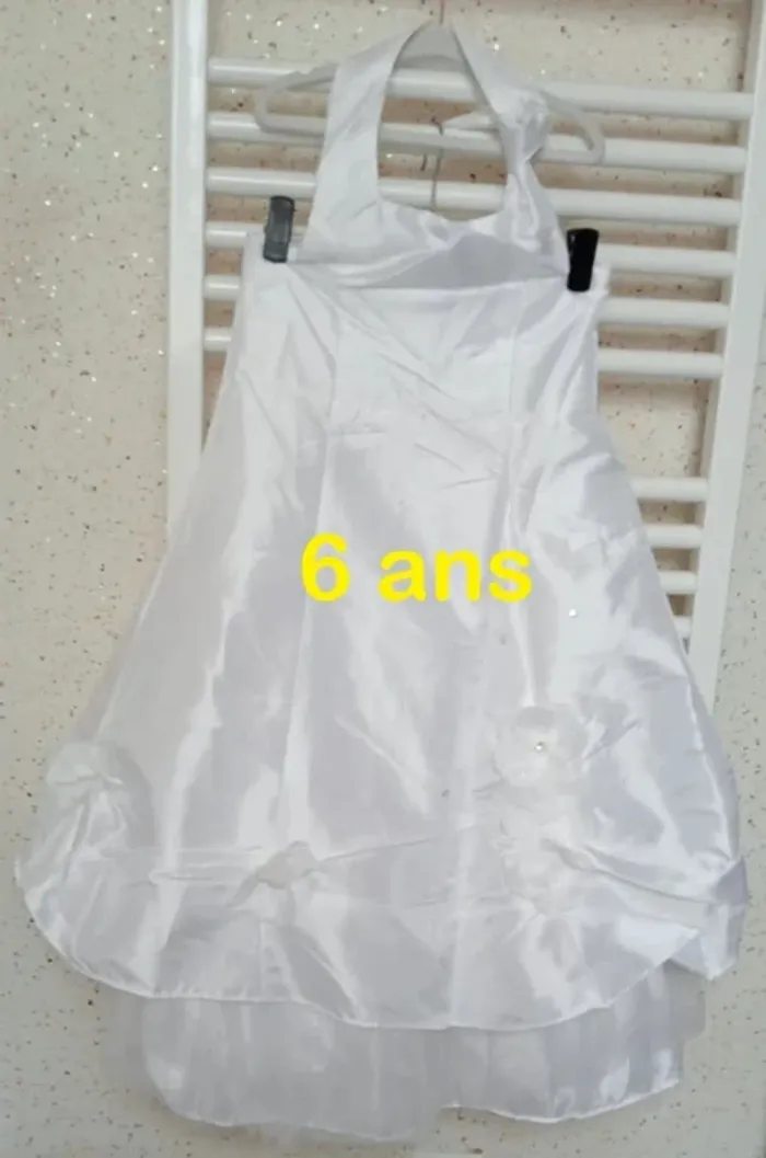 Robe de cérémonie blanc / ivoire avec tulle attache cou Dejean Taille 6 ans