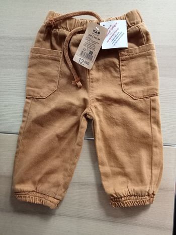 Pantalon tape a l'oeil