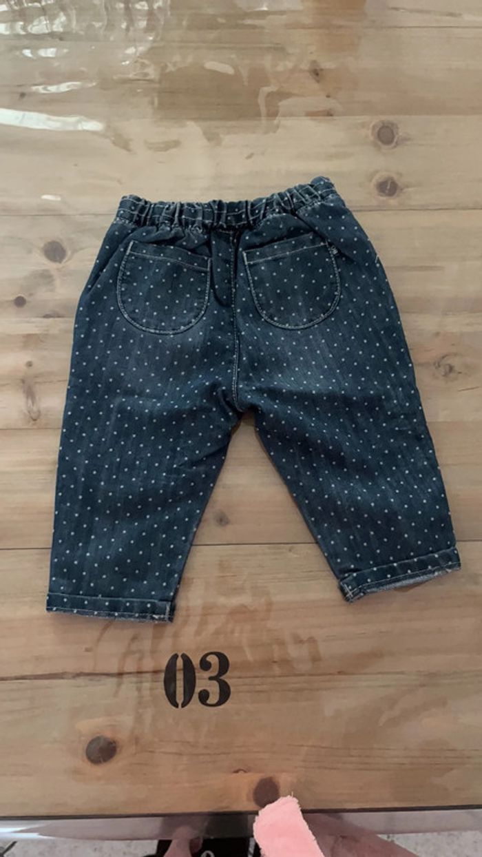 Jean obaibi bleu et blanc 6 mois - photo numéro 3