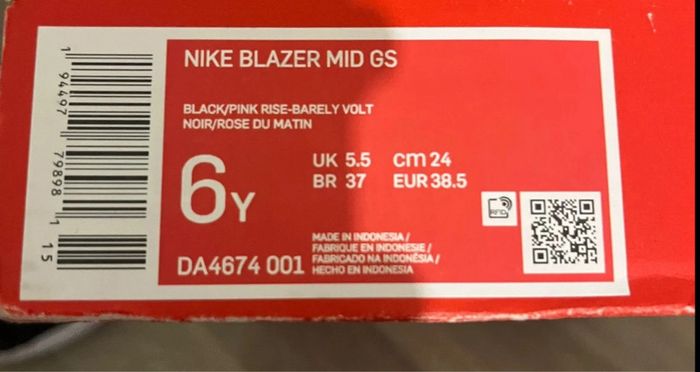 Chaussure Montante Nike blazer Mid taille 38,5 - photo numéro 6