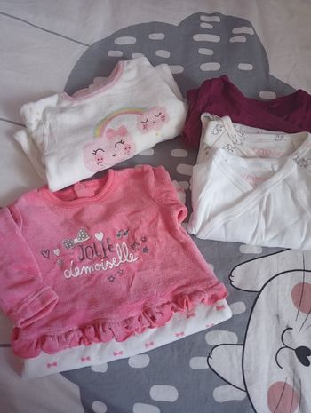 Vêtements 1 mois