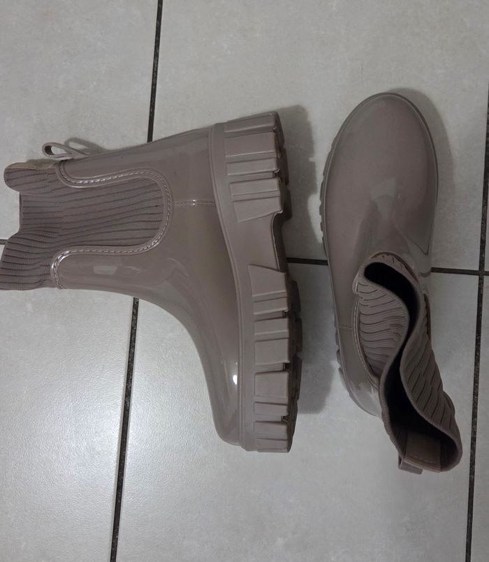 Botte de pluie - photo numéro 3