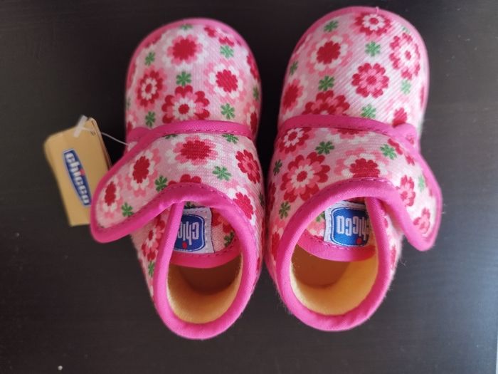 Chaussures bébé Chicco taille 18