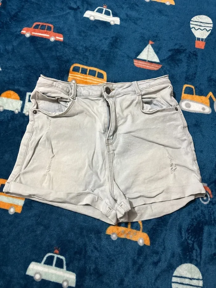 Short M