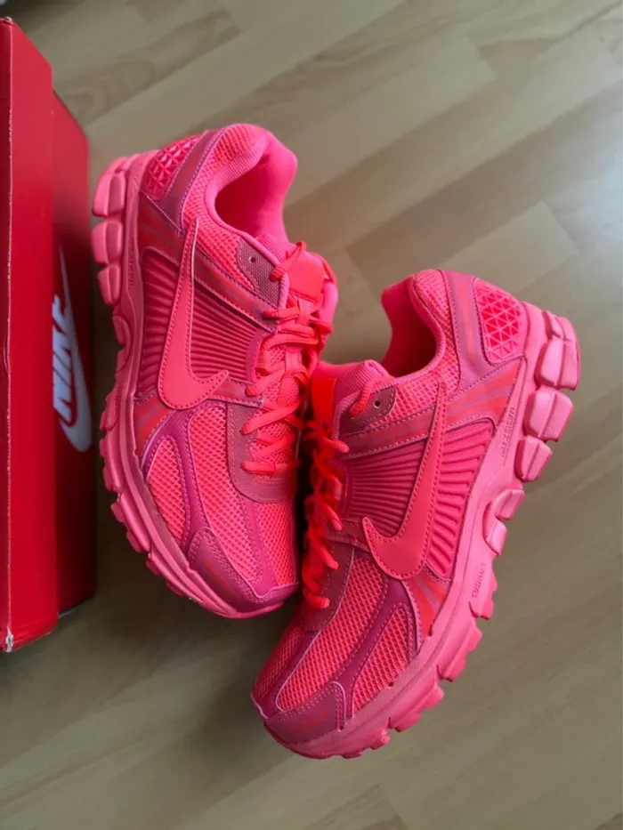 Nike zoom vomero hot punch 45 neuve