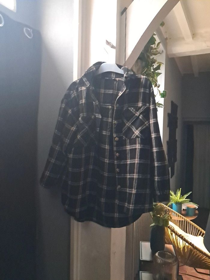 Chemise de la marque Kiabi taille s - photo numéro 3