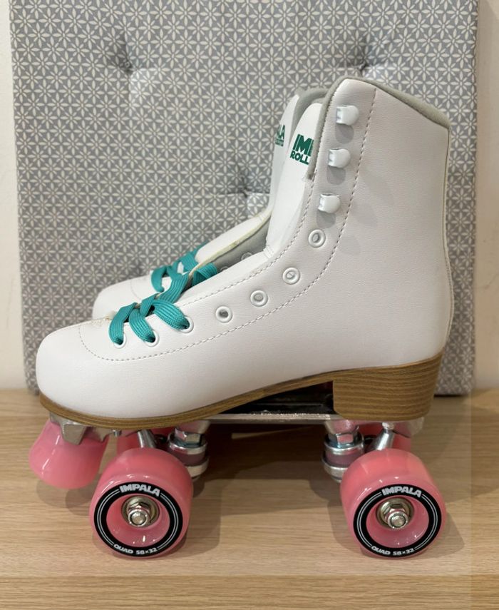 Paire de Rollerskates "White" Taille 38 - photo numéro 6