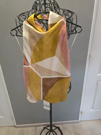 Top dos nu Zara