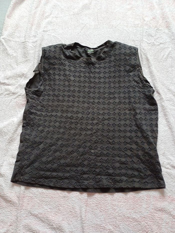 Haut noir doublé taille 40