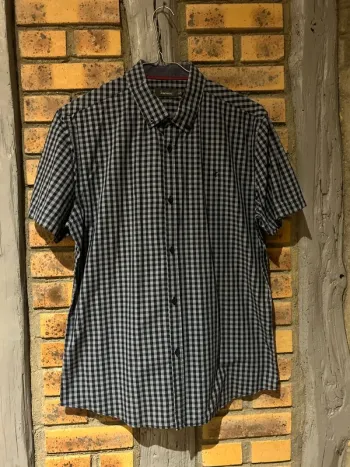 Chemise à carreaux manches courtes homme