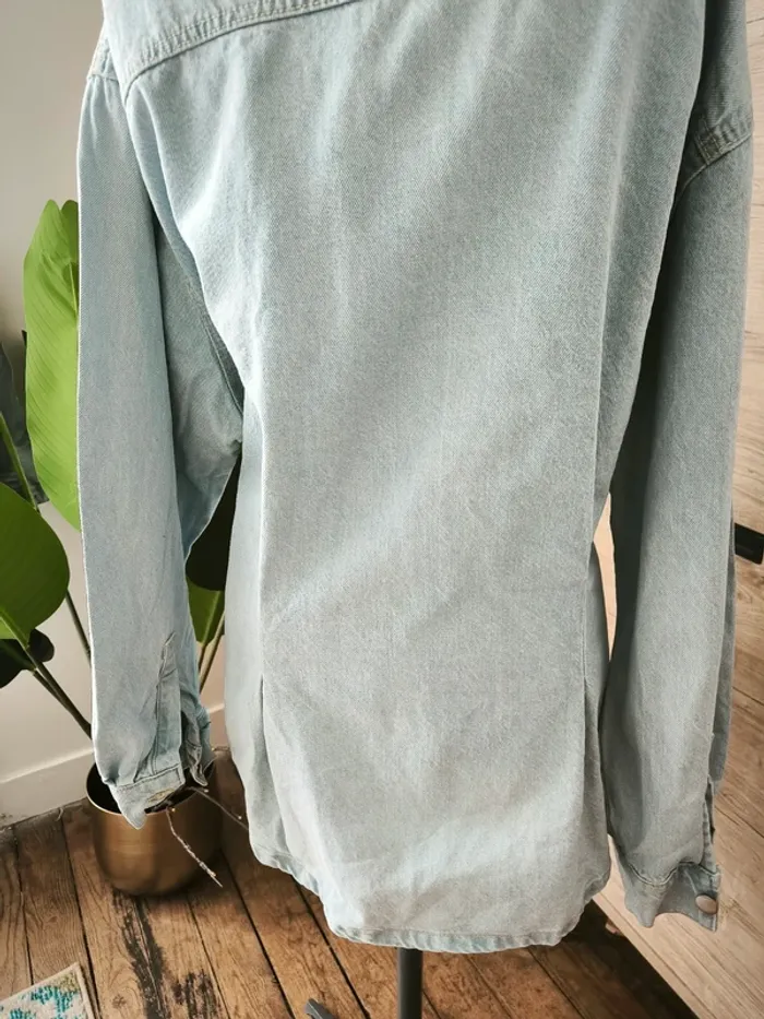 Chemise cintrée en jean épais - photo numéro 4