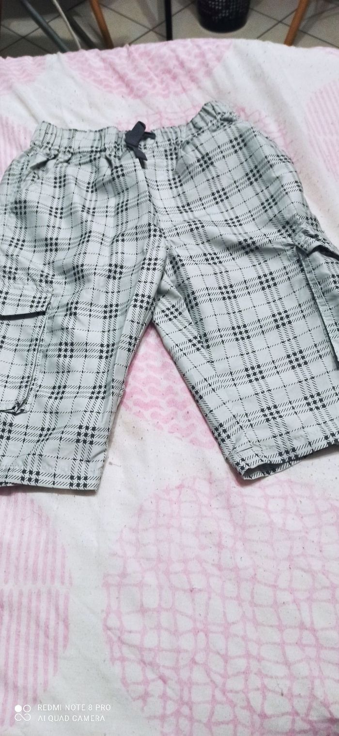 Bermuda Gris à carreaux 10 ans