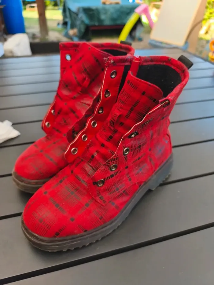 Chaussures façon doc - photo numéro 2