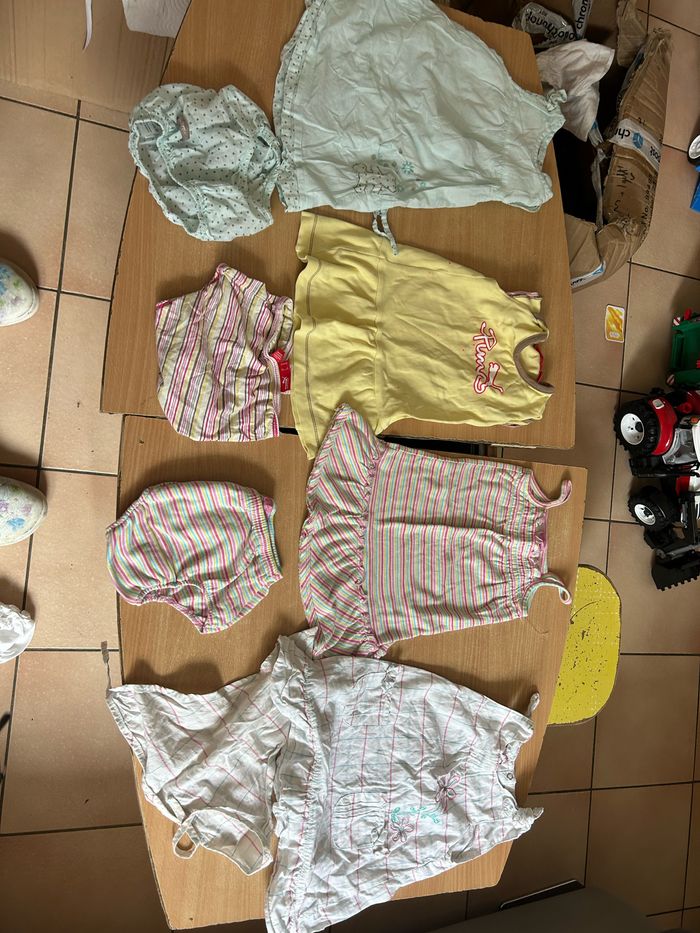 Lot de de + 63 vêtements taille 12 mois - photo numéro 10