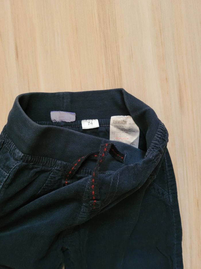 Lot de deux pantalons, garçon taille 9 mois - photo numéro 8