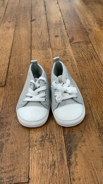 Basket bébé 6-9 mois