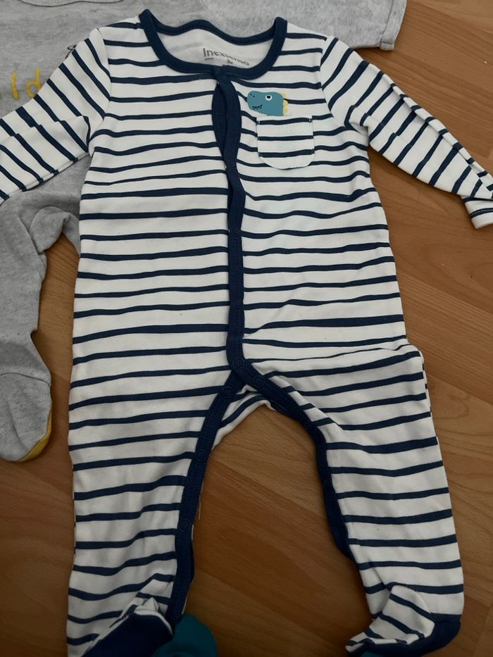 Lots pyjamas 3 mois - photo numéro 3
