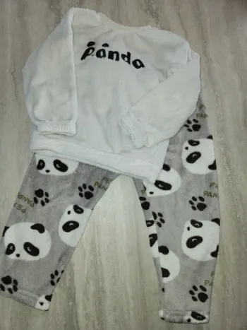 Pyjama panda