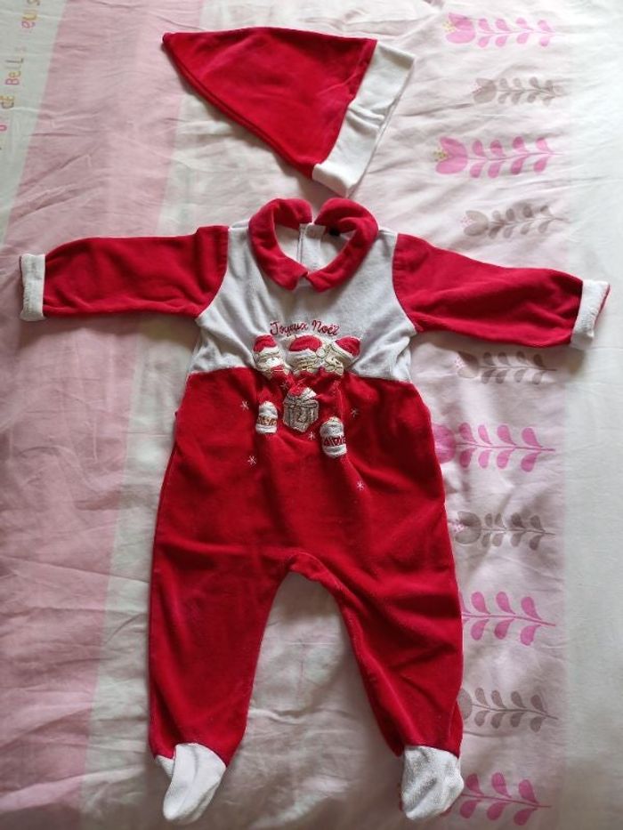 Dors bien pyjama noël avec bonnet 12 mois