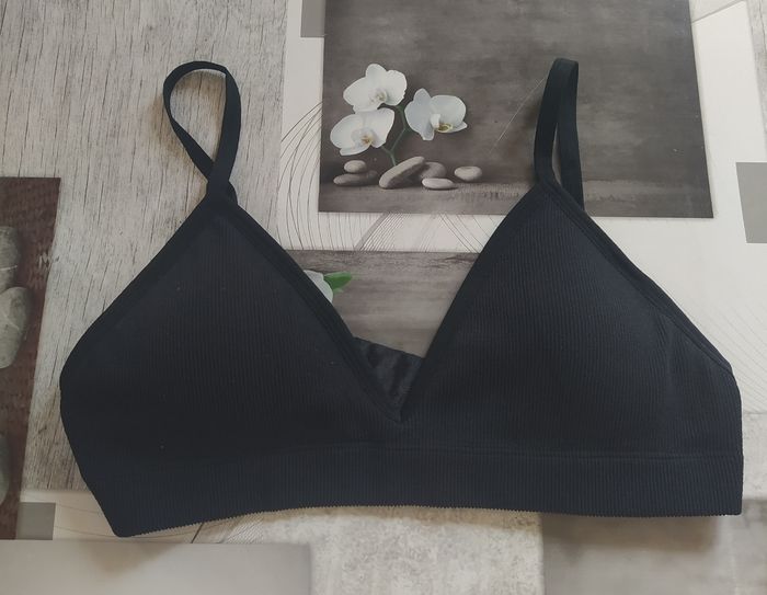 Soutien gorge Hollister taille M.