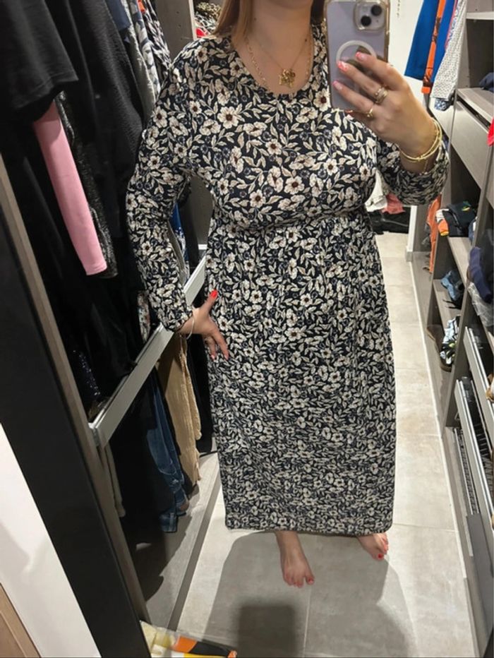 Robe shein fleurie T 44 - photo numéro 2