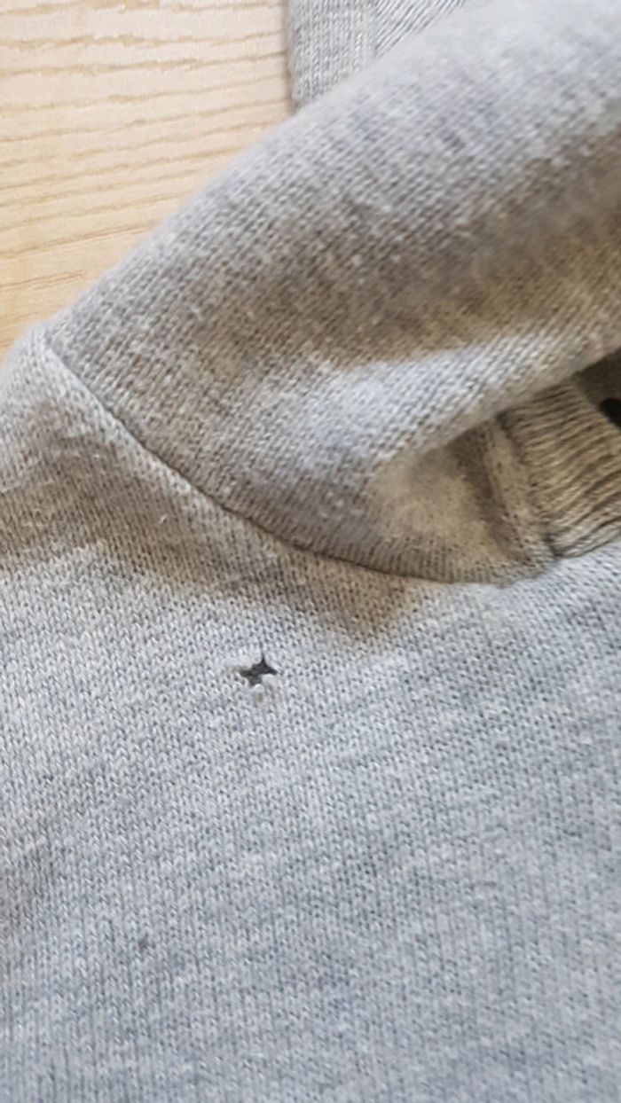 Sweat /pull 5 ans - photo numéro 2