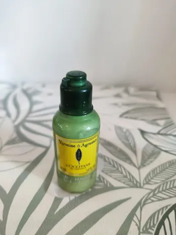 L'occitane en provence  après shampoing verveine & agrumes