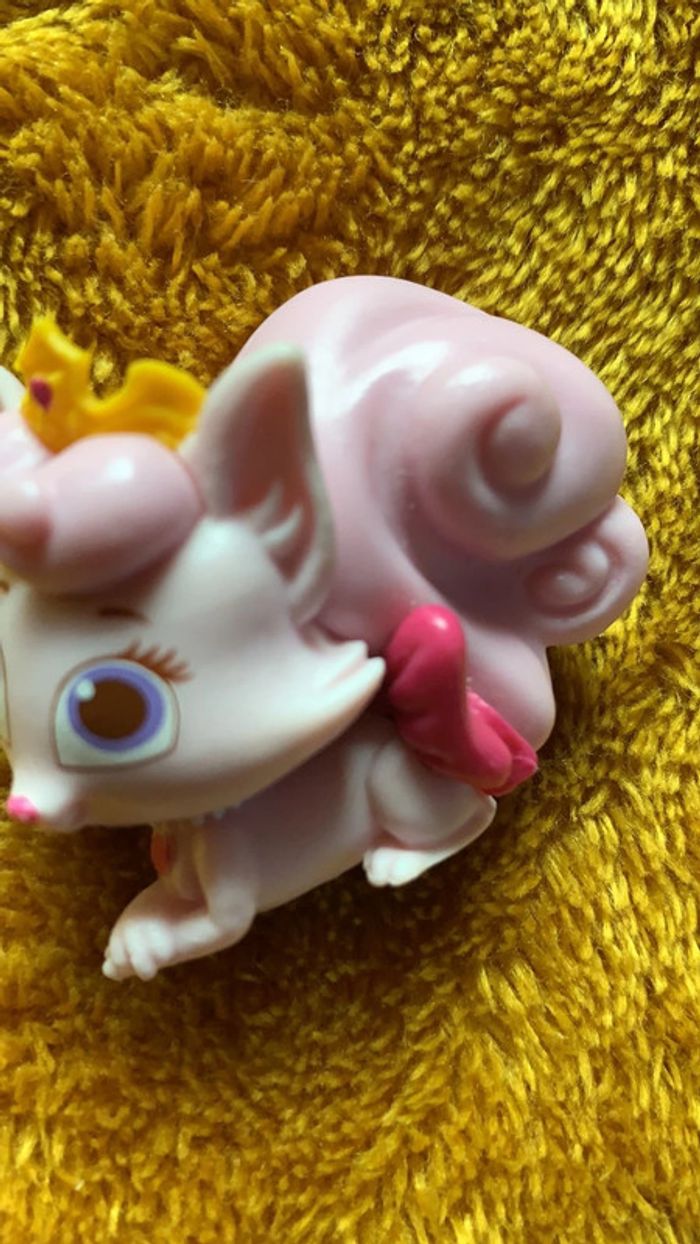 Figurine animal de compagnie des princesse Disney - photo numéro 3