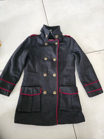 Manteau 8ans tape a l'oeil