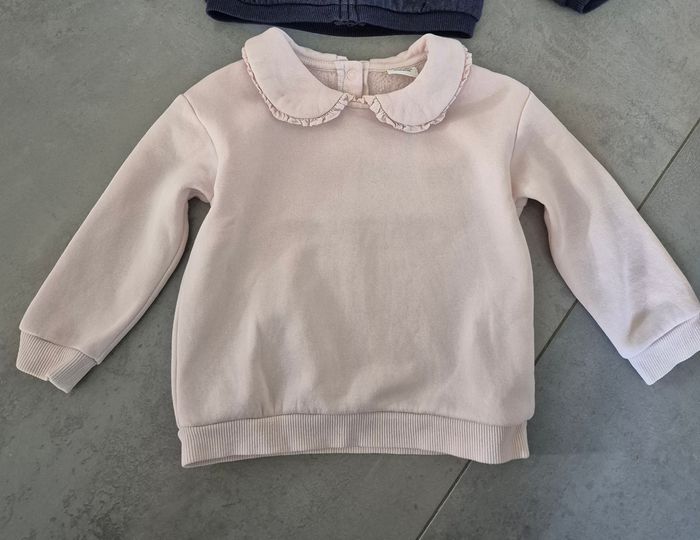 Lot 2 sweats tape à l'œil 2 ans - photo numéro 2
