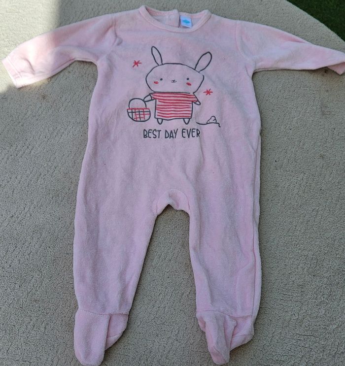 Pyjama 6 mois - photo numéro 3