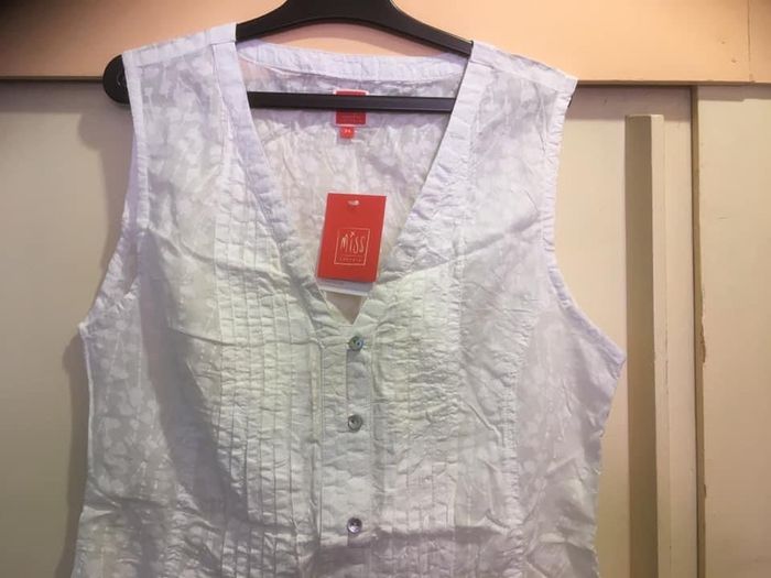Tunique légère Miss Captain Neuve Taille 34 (35€) - photo numéro 2