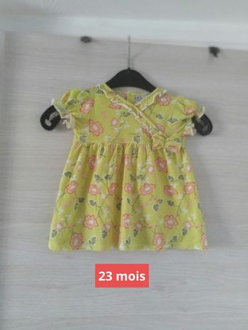 Robe taille 23 mois