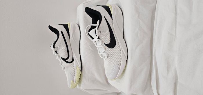 Baskets Nike Star Runner taille 36.5 - photo numéro 3