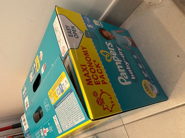 Couches PAMPERS Baby Dry - taille 5
