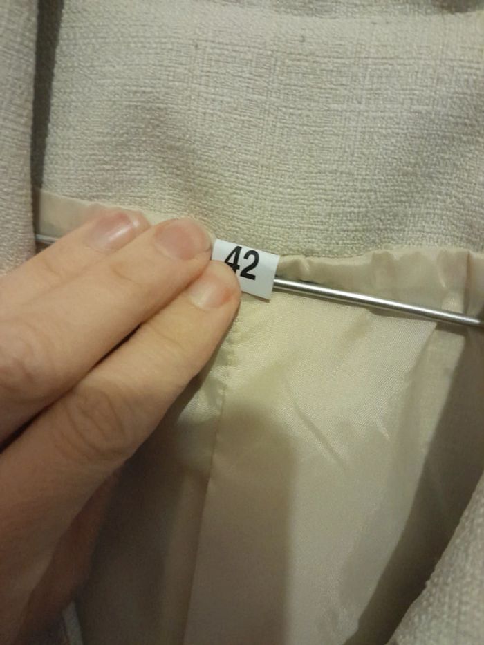 Tailleur neuf - photo numéro 5