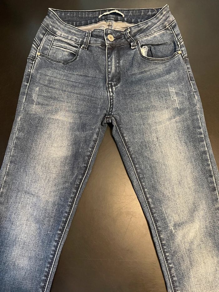 Jean taille 38 - photo numéro 2