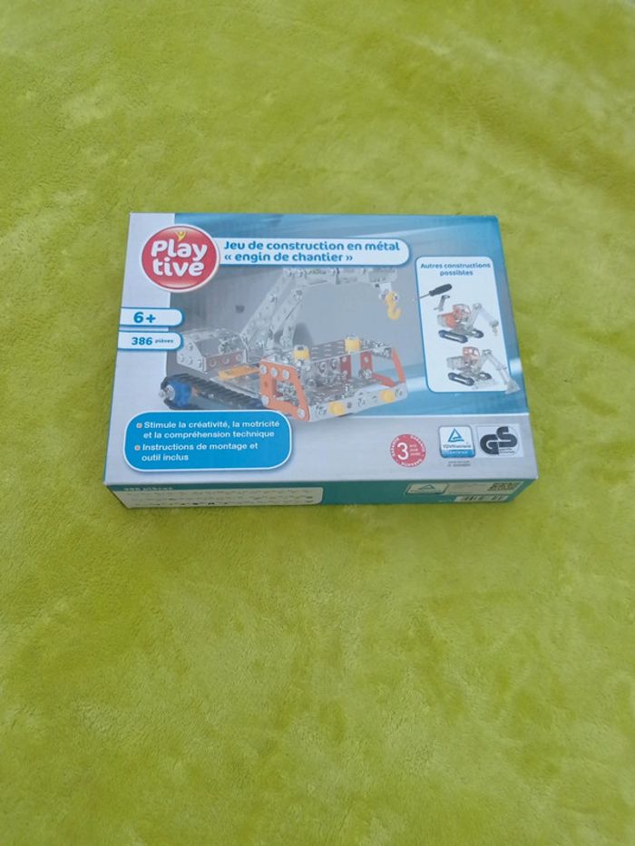 Jeu de construction en métal "engin de chantier"