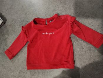 Pull rouge sweat